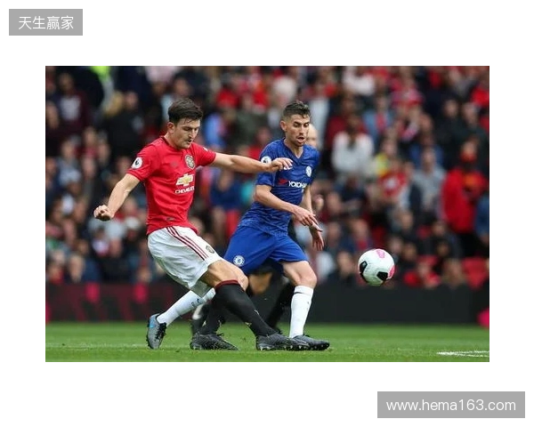 官方:马奎尔与曼联续约至2027年夏天,附带一年续约选项 官方:马奎尔与曼联续约至2027年夏天,附带一年续约选项